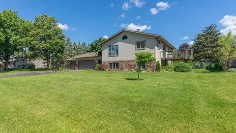 5859 Sandy Dr, Saint Cloud, MN 56303 photo 3