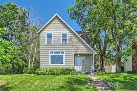 622 Summit Ave, Saint Paul Park, MN 55071