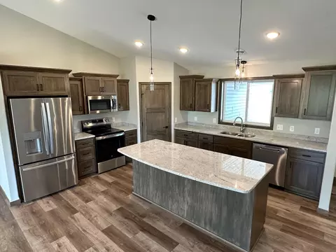 1690 Hurst Castle Rd, Saint Cloud, MN 56303 photo 4