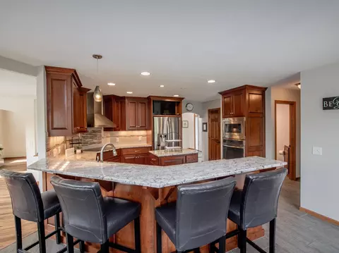 3715 Blackhawk Lake Ct, Eagan, MN 55122 photo 10