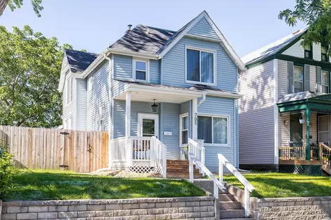 705 Watson Ave, Saint Paul, MN 55102