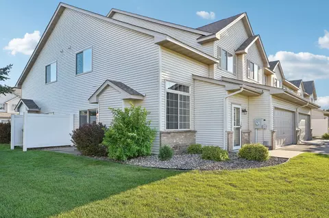 16821 Embers Ave #801, Farmington, MN 55024
