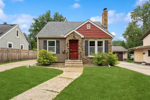1128 Hoyt Ave W, Saint Paul, MN 55108