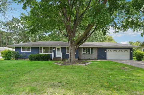 6532 Georgia Ave N, Brooklyn Park, MN 55428