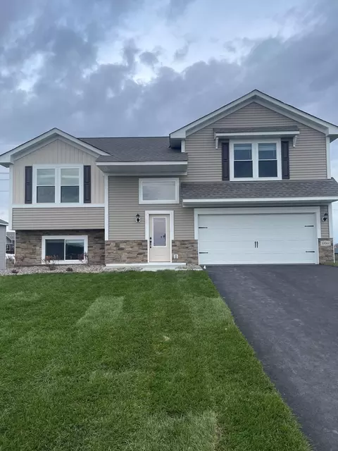 10061 188th Ave NW, Elk River, MN 55330
