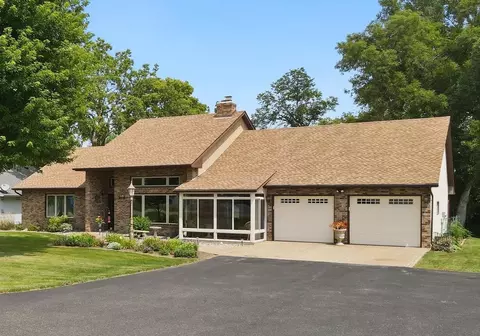 8166 State Highway 24 NW, Annandale, MN 55302