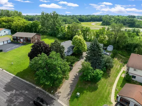 7912 Barbara Ave, Inver Grove Heights, MN 55077