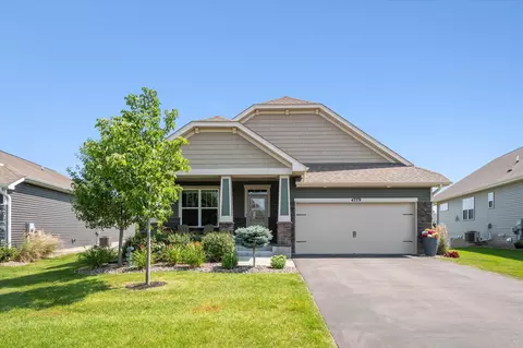 4779 Copper Cir, Woodbury, MN 55129