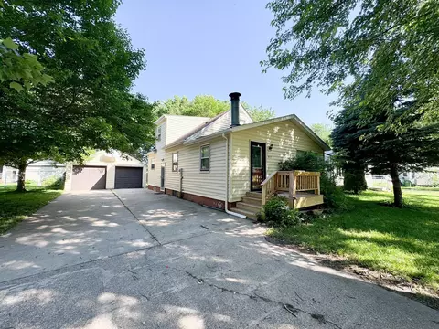 813 Betty Ave, Worthington, MN 56187