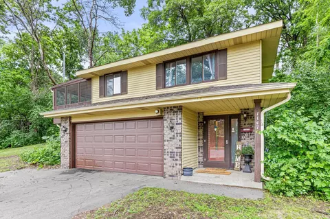 1147 Hancock St, Saint Paul, MN 55106