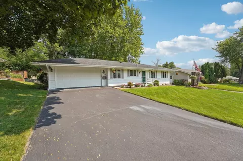 3326 Edgewood Ave N, Crystal, MN 55427