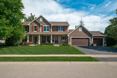 18912 Explorer Trl, Eden Prairie, MN 55347