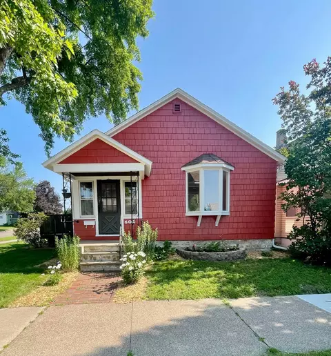 602 E Wabasha St, Winona, MN 55987