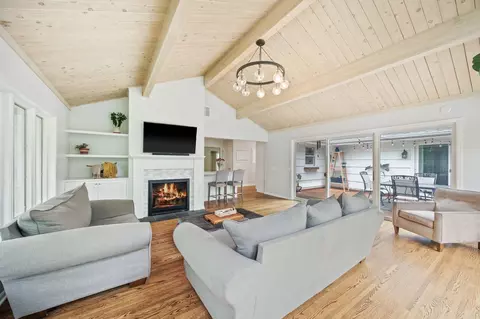 5412 Edenmoor St, Edina, MN 55436