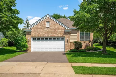 451 Campfire Curv, Chaska, MN 55318