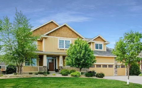 11005 Sweetwater Path, Woodbury, MN 55129