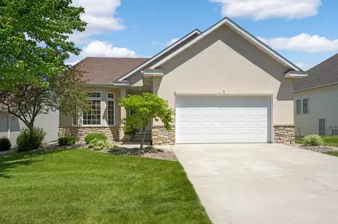 2674 Wilds Ln NW, Prior Lake, MN 55372