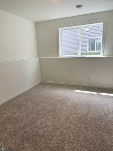 2513 Fulton Loop S, Fargo, ND 58104 photo 11