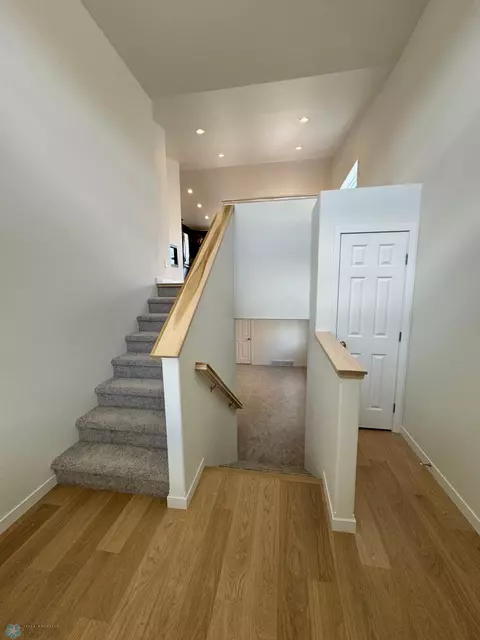 2513 Fulton Loop S, Fargo, ND 58104 photo 3