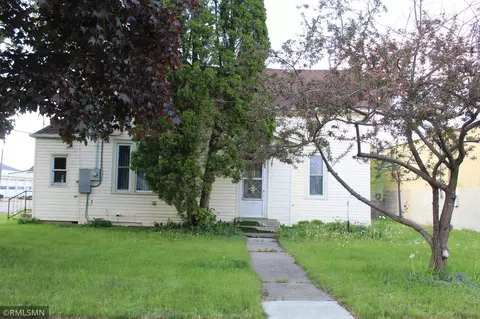 195 4th St SW, Cokato, MN 55321