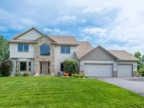 12154 Jasper Ln, Eden Prairie, MN 55347