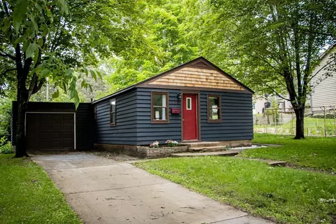 136 12th Ave N, Waite Park, MN 56387