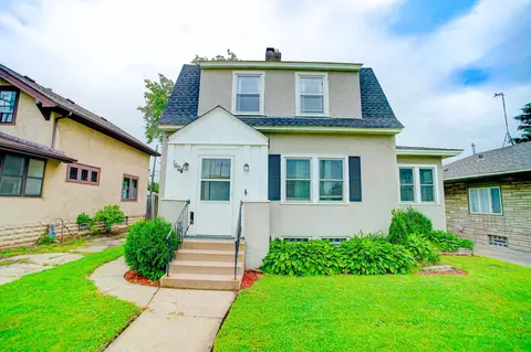 1424 Snelling Ave N, Saint Paul, MN 55108
