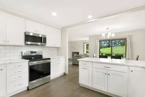 11355 36th Pl N, Plymouth, MN 55441