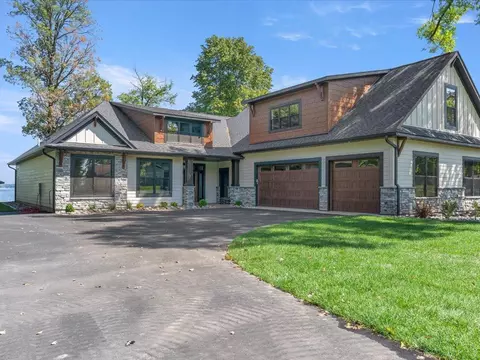 5446 Ojibwa Rd, Brainerd, MN 56401