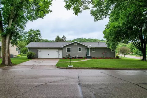 977 Linda Ave, Red Wing, MN 55066