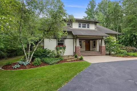 565 Chattanooga Dr, Hudson, WI 54016