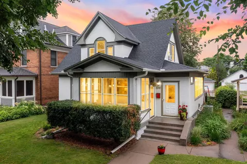 3240 Irving Ave S, Minneapolis, MN 55408