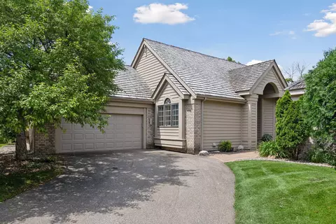 5380 Waters Edge Dr, Minnetonka, MN 55343