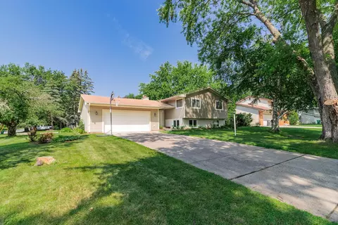 3409 Nancy Pl, Shoreview, MN 55126