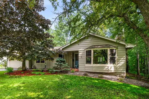 414 Pinewood Ln, Duluth, MN 55804 photo 24