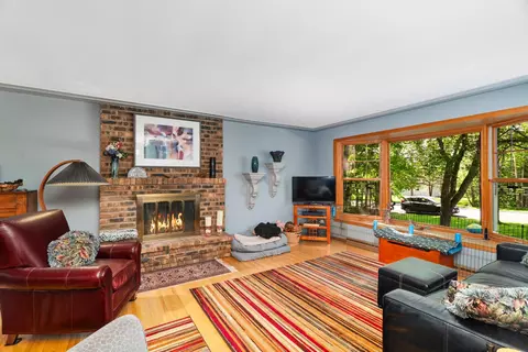 414 Pinewood Ln, Duluth, MN 55804 photo 2