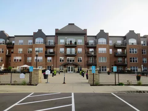 1800 Graham Ave #425, Saint Paul, MN 55116