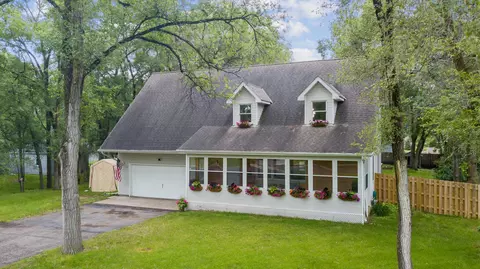 1601 73rd Ave N, Brooklyn Center, MN 55444