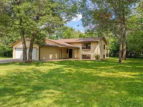 2029 Crestview Ln, Brainerd, MN 56401 photo 2