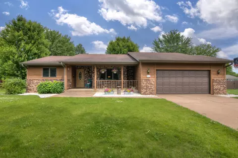 512 Fagstad St, Menomonie, WI 54751
