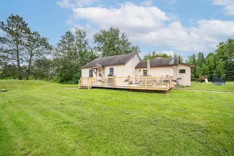 5704 Eagle Lake Rd, Cromwell, MN 55726