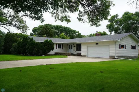 602 5th Ave NE, Barnesville, MN 56514