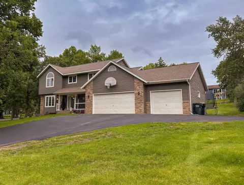 1401 Lakeside Dr, Alexandria, MN 56308