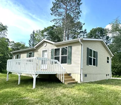 21624 Elmwood Cir, Nevis, MN 56467 photo 2