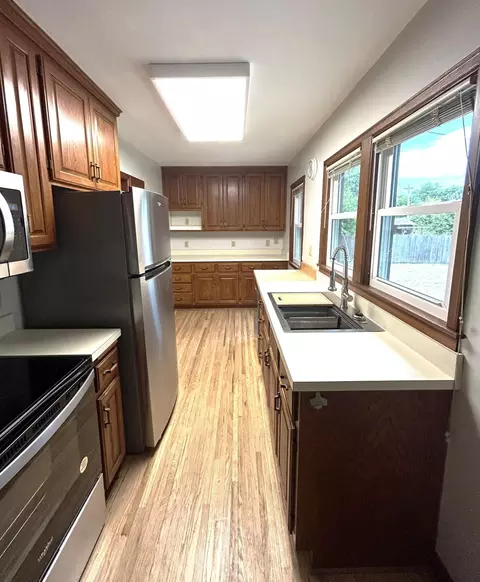 1325 14th St E, Glencoe, MN 55336 photo 5