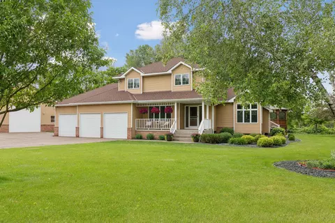 11835 Imperial Ave N, Hugo, MN 55038