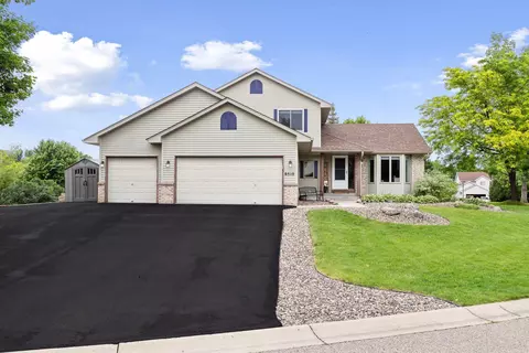 8510 Woodland Curv, Saint Bonifacius, MN 55375