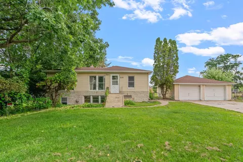 515 82nd Ave NE, Spring Lake Park, MN 55432
