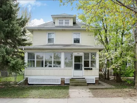 988 Randolph Ave, Saint Paul, MN 55102