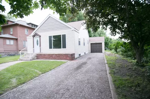 1150 Pine St, Dawson, MN 56232